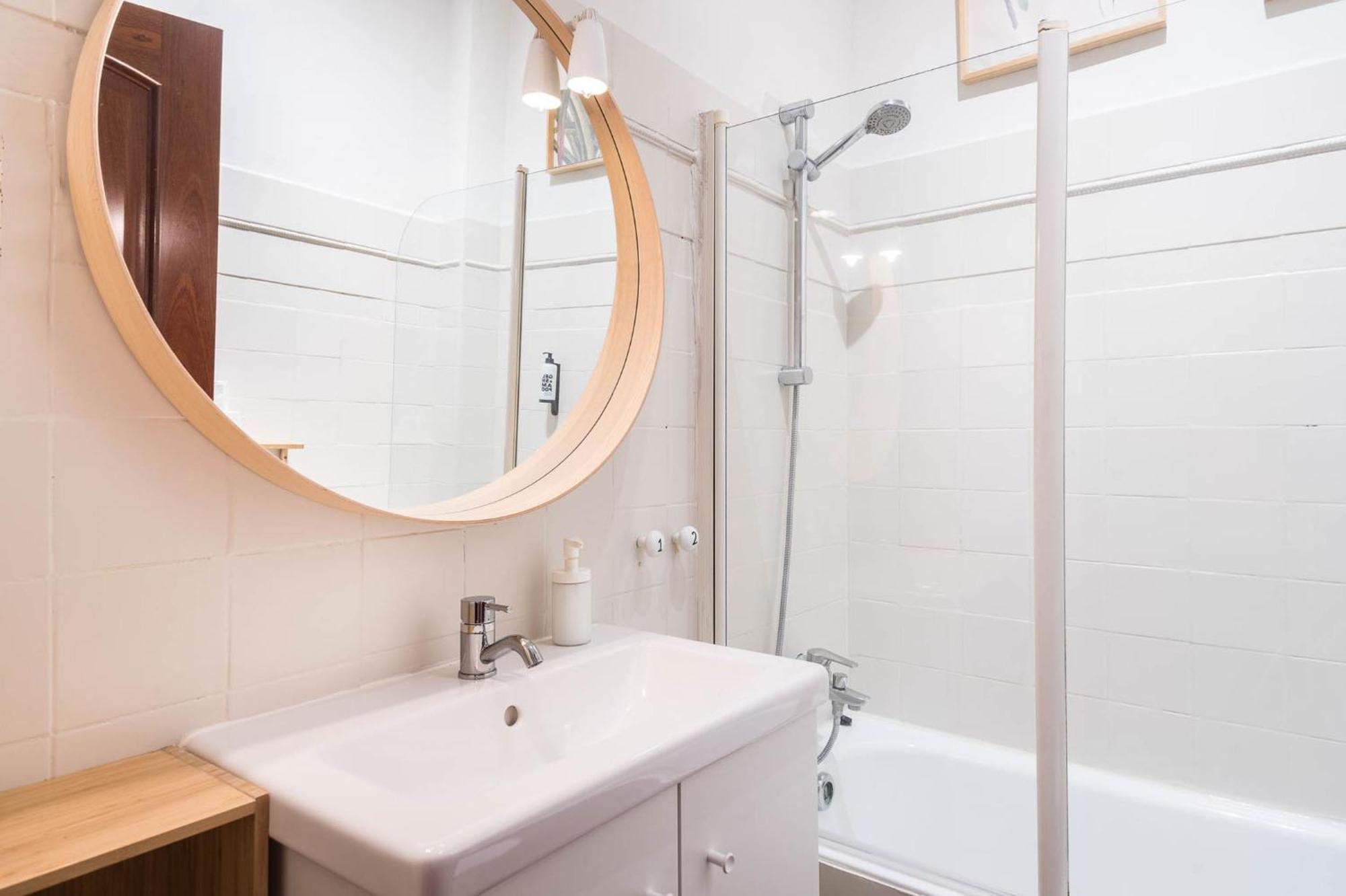 Spacious & Sunny Apt With Terrace In The City Center Barcelona Exteriér fotografie
