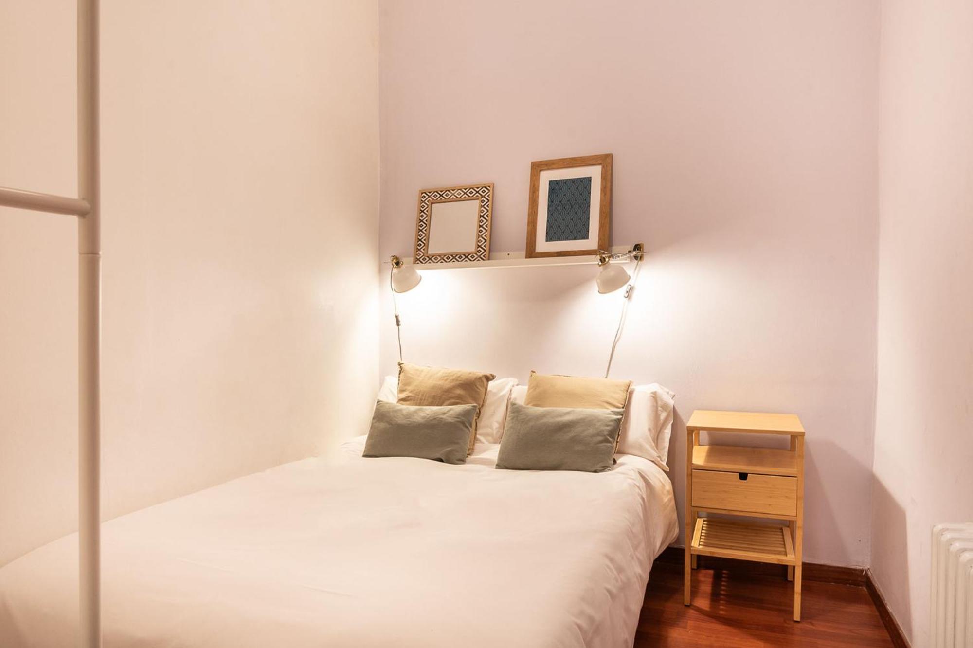 Spacious & Sunny Apt With Terrace In The City Center Barcelona Exteriér fotografie