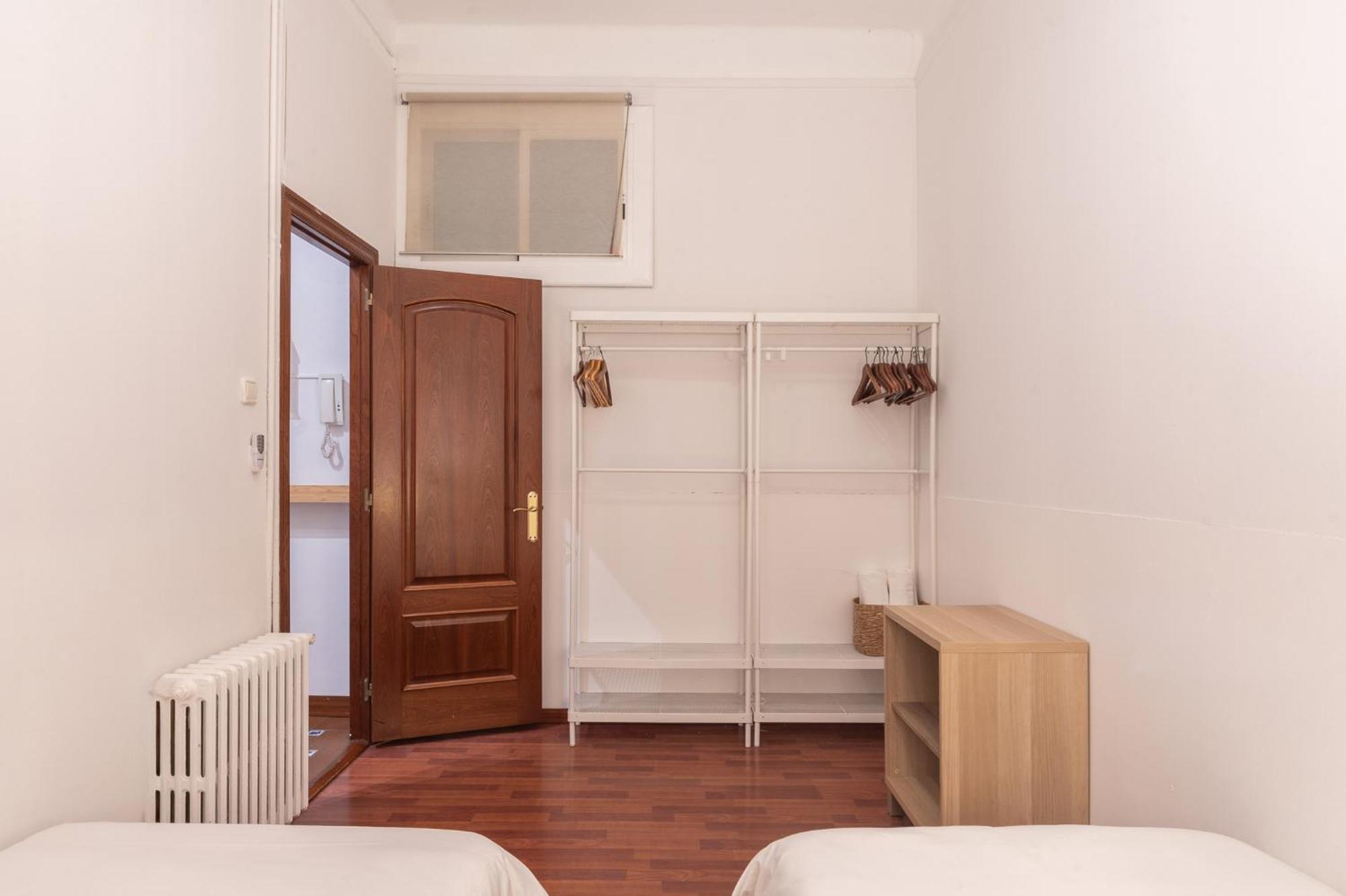 Spacious & Sunny Apt With Terrace In The City Center Barcelona Exteriér fotografie